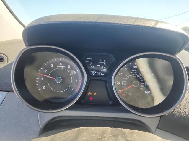 Фото 9 - HYUNDAI ELANTRA