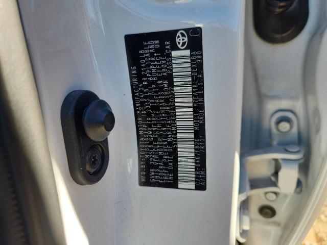 Фото 13 - TOYOTA COROLLA