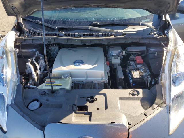 Фото 11 - NISSAN LEAF