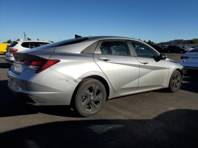 Фото 3 - HYUNDAI ELANTRA