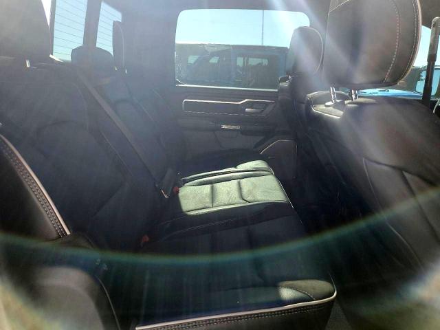 Фото 10 - RAM 1500