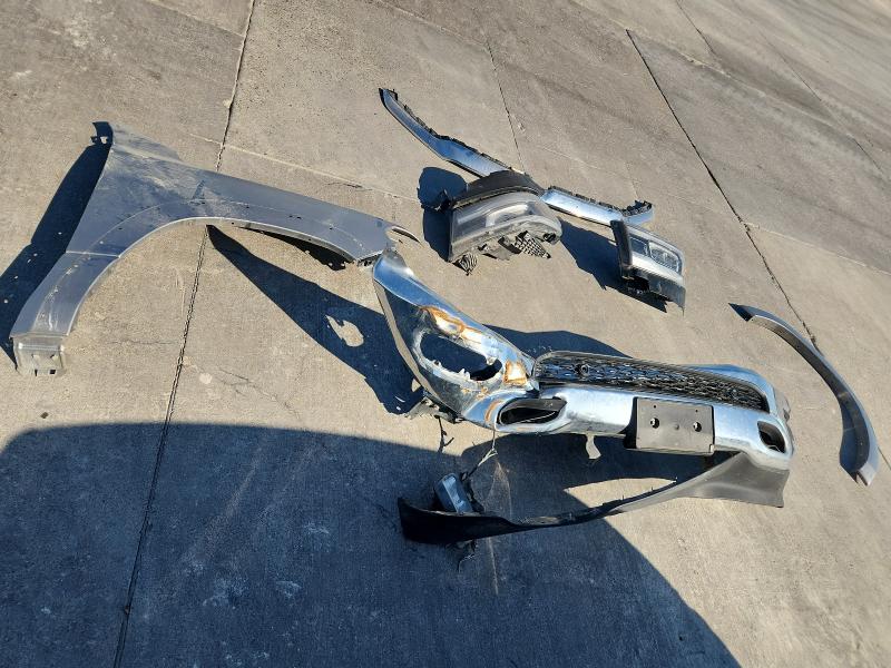 Фото 12 - RAM 1500