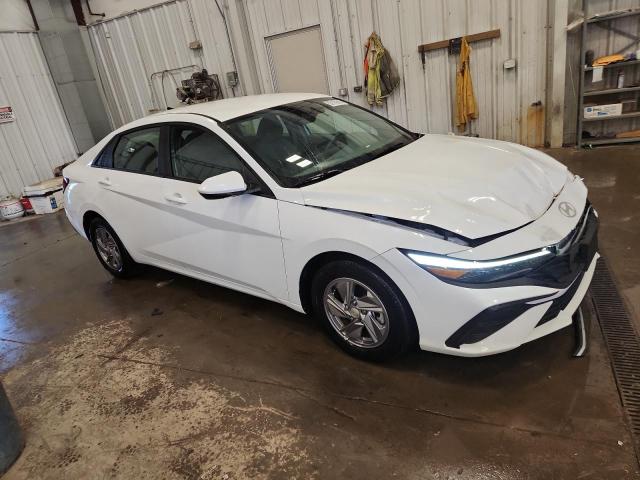 Фото 4 - HYUNDAI ELANTRA