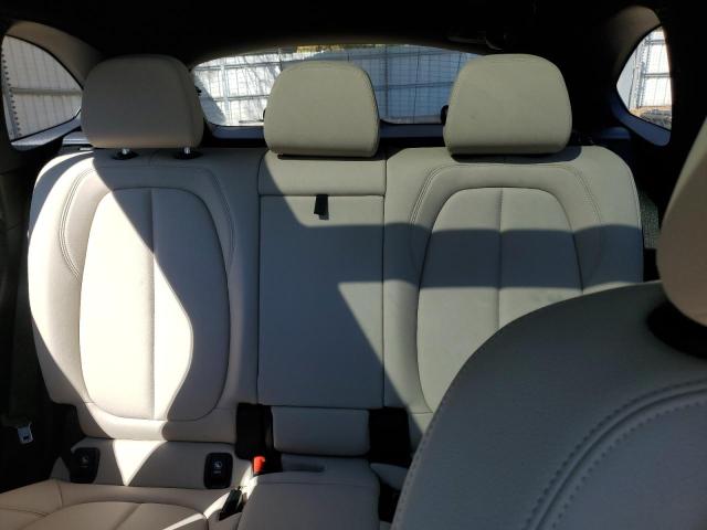 Фото 10 - BMW X1