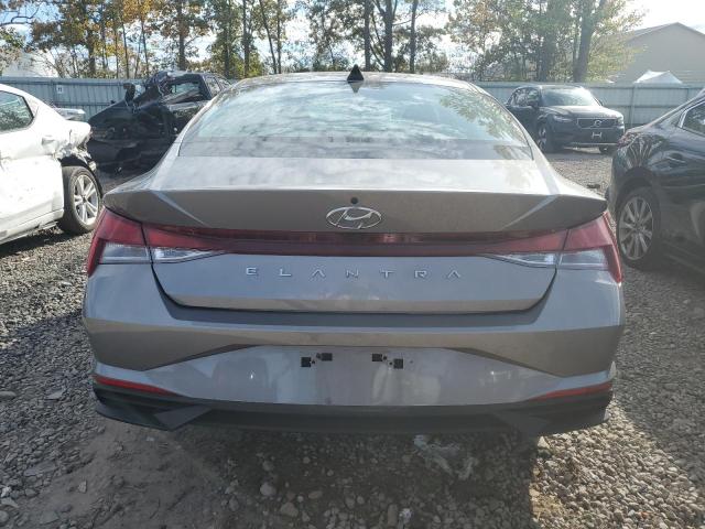 Фото 6 - HYUNDAI ELANTRA