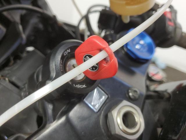 HONDA CBR CYCLE 2015