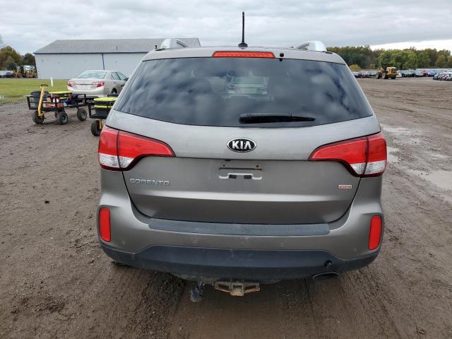 Фото 6 - KIA SORENTO