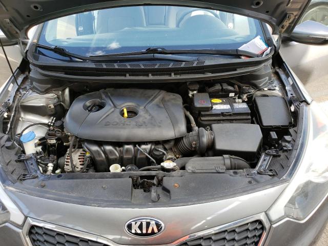 Фото 11 - KIA FORTE