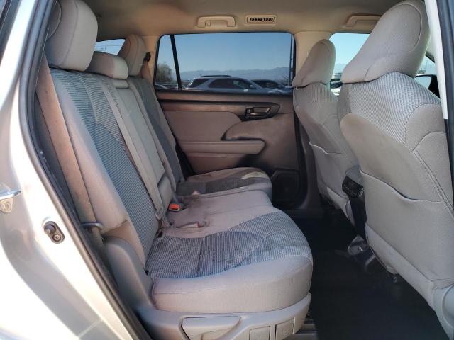 Фото 11 - TOYOTA HIGHLANDER