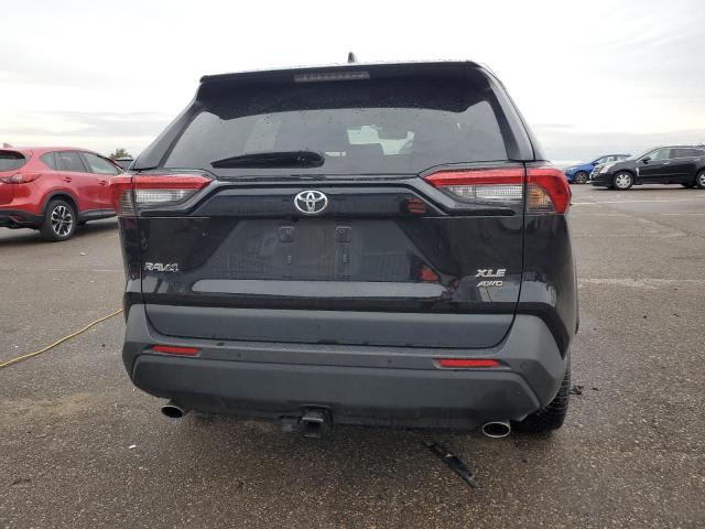 Фото 6 - TOYOTA RAV4