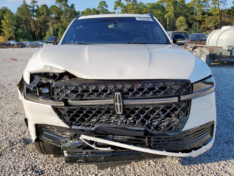 Фото 5 - LINCOLN NAVIGATOR