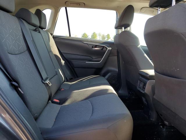 Фото 11 - TOYOTA RAV4