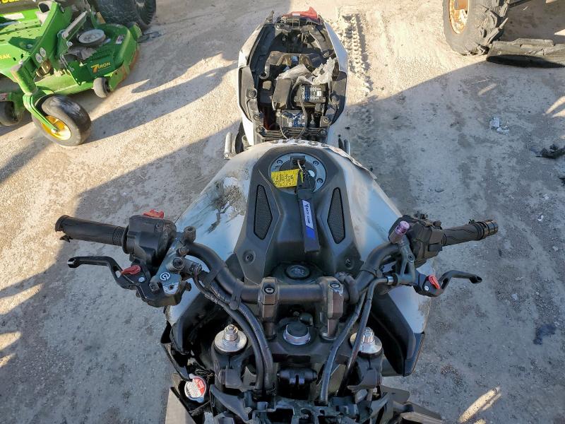 YAMAHA MT09 2025