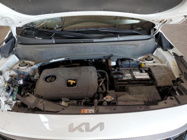 Фото 11 - KIA SELTOS