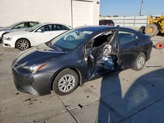 Фото 1 - TOYOTA PRIUS