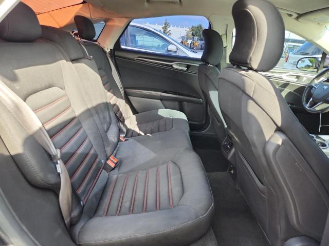 Фото 10 - FORD FUSION