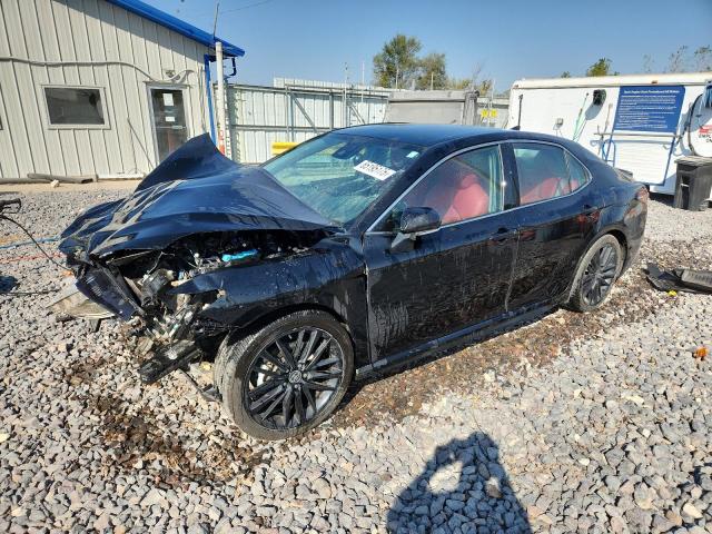 Фото 1 - TOYOTA CAMRY