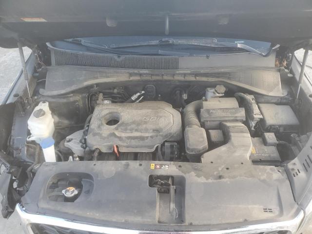 Фото 12 - KIA SORENTO