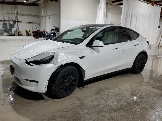 Фото 1 - TESLA MODEL Y