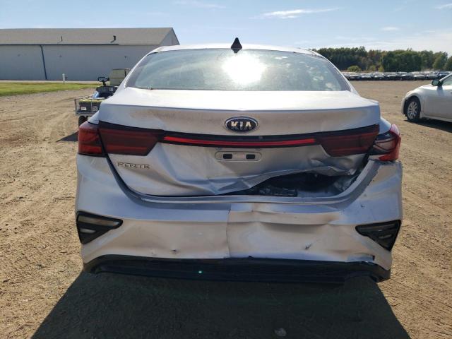 Фото 6 - KIA FORTE