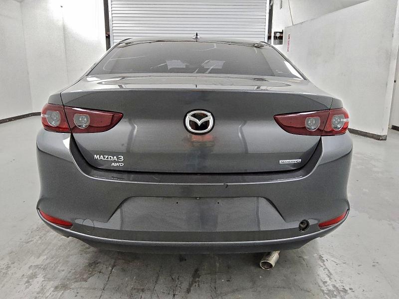 Фото 6 - MAZDA 3