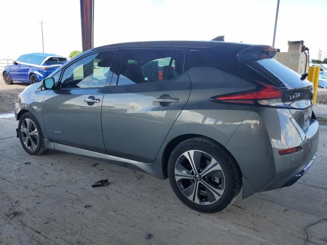 Фото 2 - NISSAN LEAF