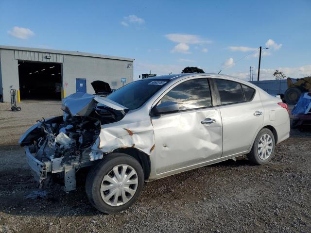 Фото 1 - NISSAN VERSA