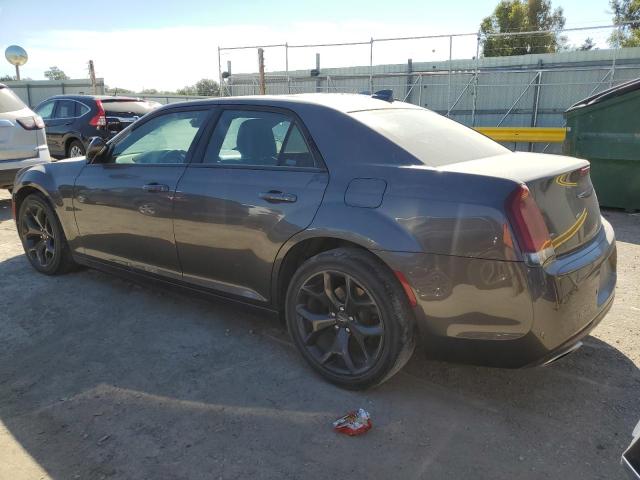 Фото 2 - CHRYSLER 300