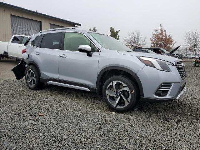 Фото 4 - SUBARU FORESTER