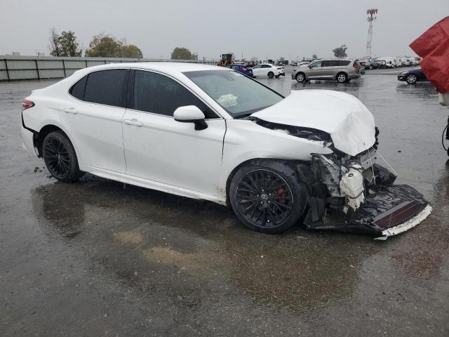 Фото 4 - TOYOTA CAMRY