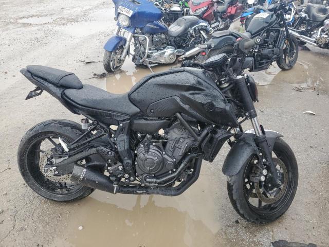 YAMAHA MT07 2021