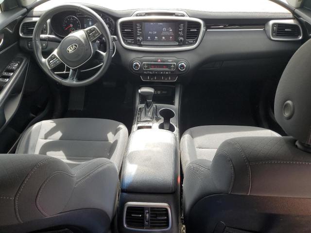 Фото 8 - KIA SORENTO