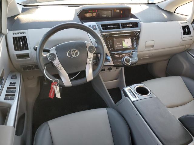Фото 8 - TOYOTA PRIUS