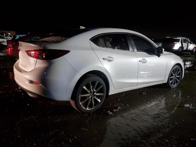 Фото 3 - MAZDA 3