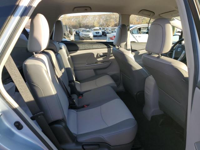 Фото 10 - TOYOTA PRIUS