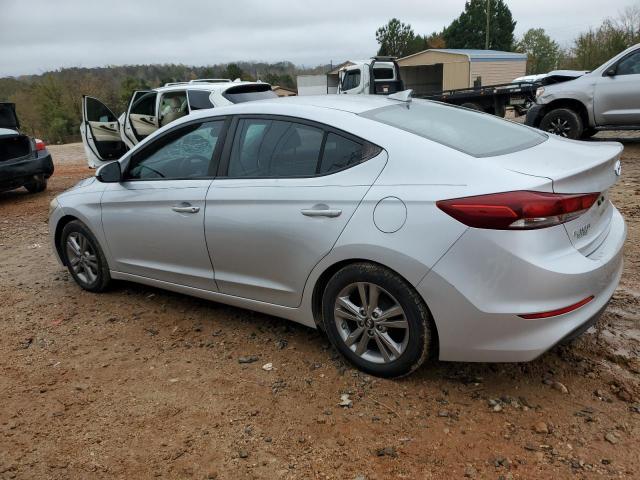 Фото 2 - HYUNDAI ELANTRA