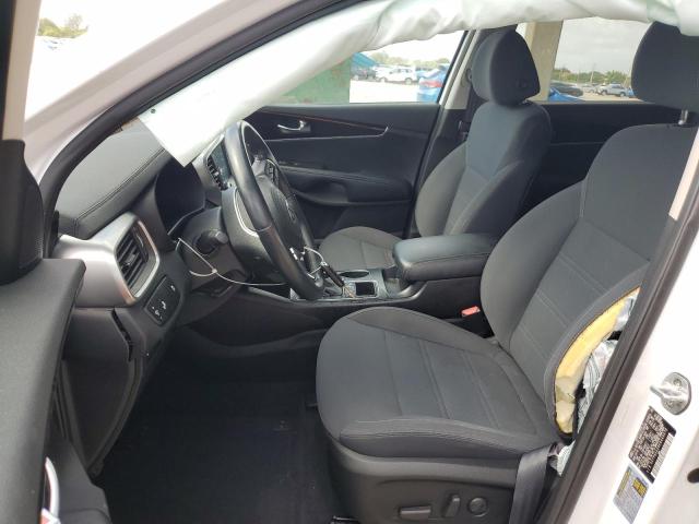 Фото 7 - KIA SORENTO