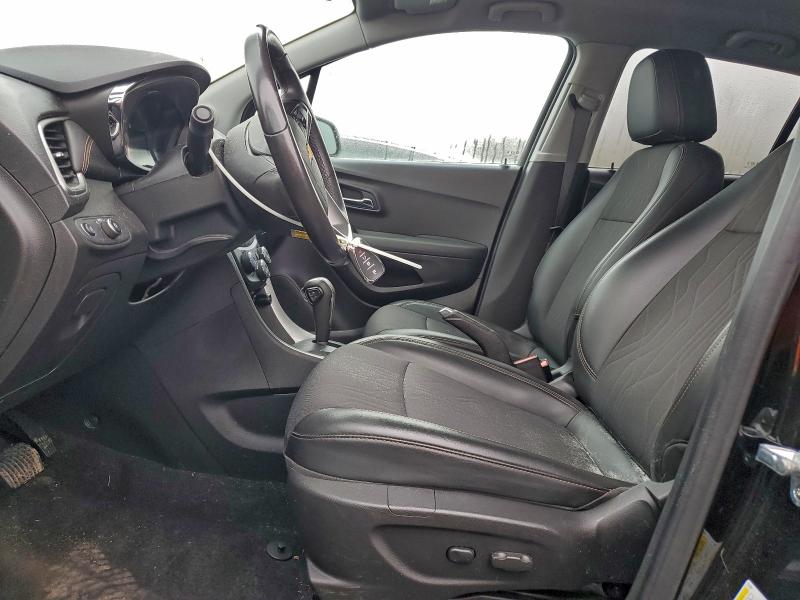 Фото 7 - CHEVROLET TRAX