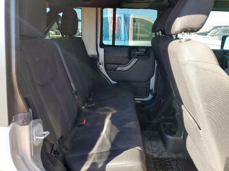 Фото 10 - JEEP WRANGLER