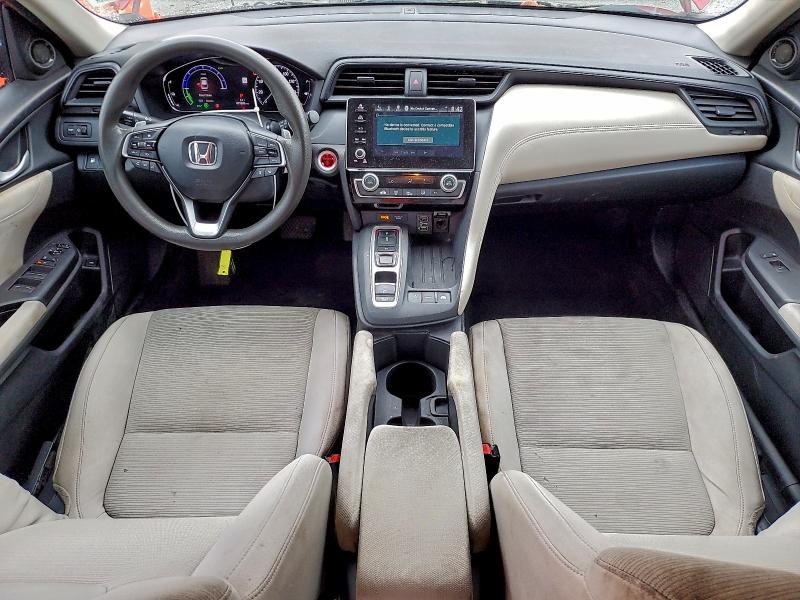 Фото 8 - HONDA INSIGHT