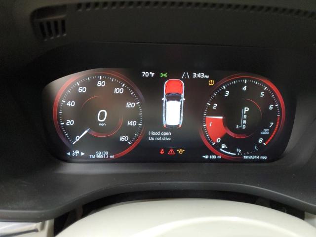 Фото 9 - VOLVO XC60