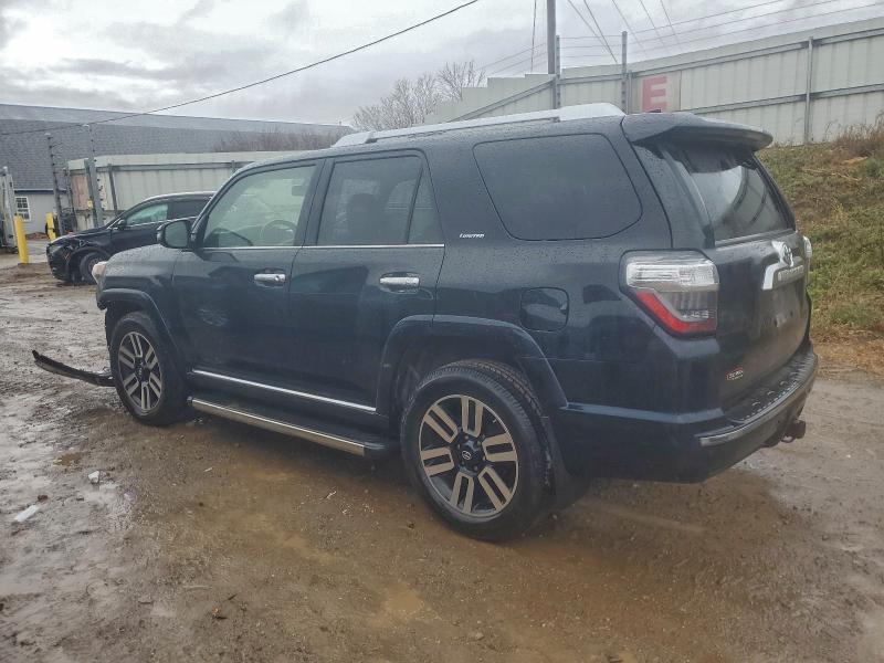 Фото 2 - TOYOTA 4RUNNER