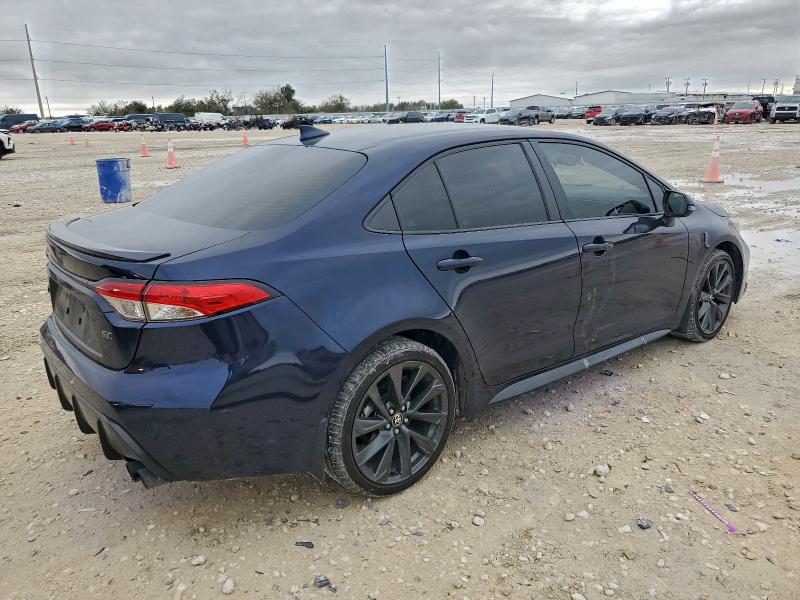 Фото 3 - TOYOTA COROLLA