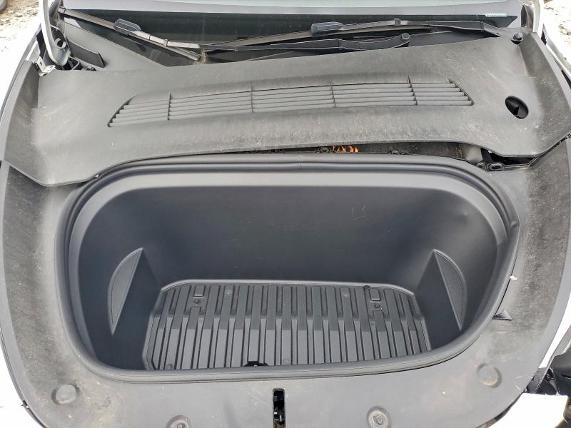 Фото 12 - TESLA MODEL Y