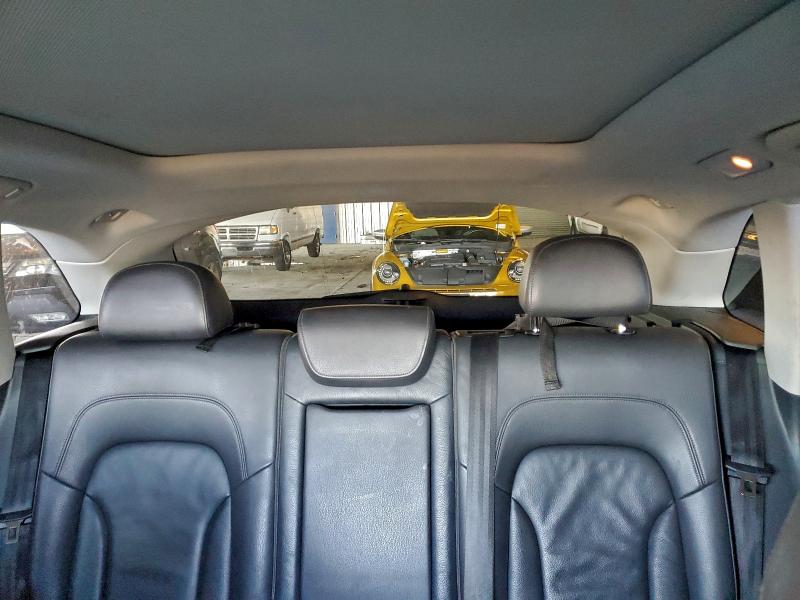 Фото 10 - AUDI Q5