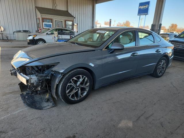 Фото 1 - HYUNDAI SONATA