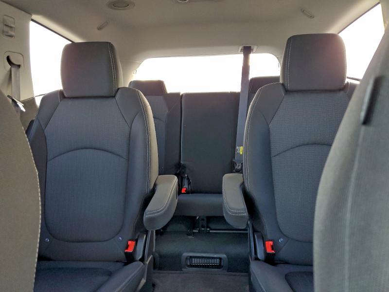 Фото 10 - CHEVROLET TRAVERSE