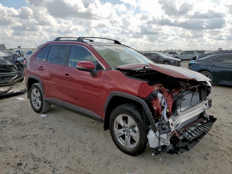 Фото 4 - TOYOTA RAV4