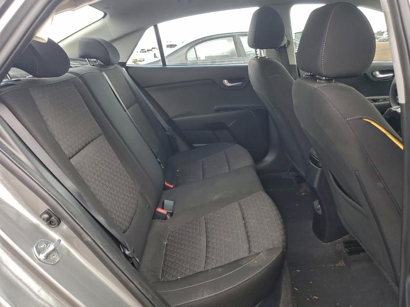 Фото 10 - KIA RIO