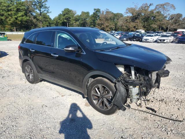 Фото 4 - KIA SORENTO